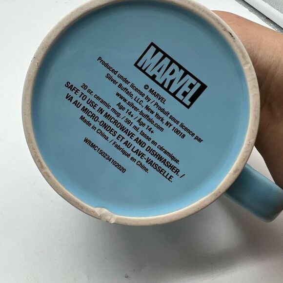 Marvel Spider-Men vs Venom 20 oz coffee mug - Picture 4 of 9